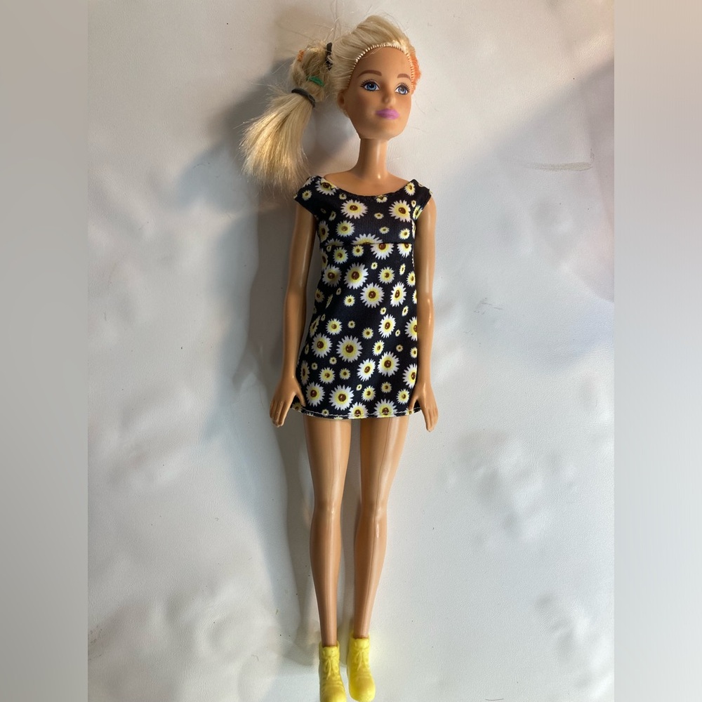 Barbie fashion doll sunflower dress 2015